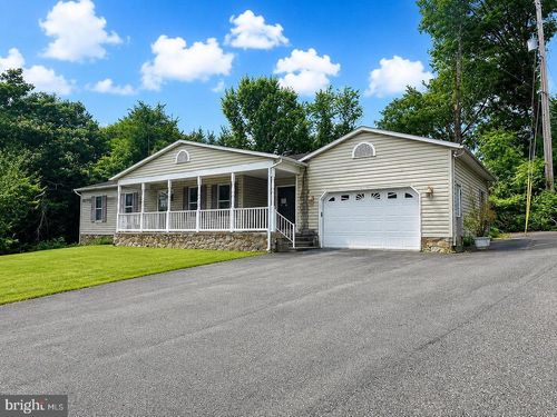 5071 Baltimore Pike, LITTLESTOWN, PA, 17340-9712 | Card Image