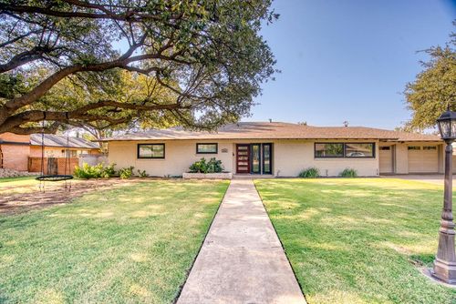 2003 Community Ln, Midland, TX, 79701-4015 | Card Image