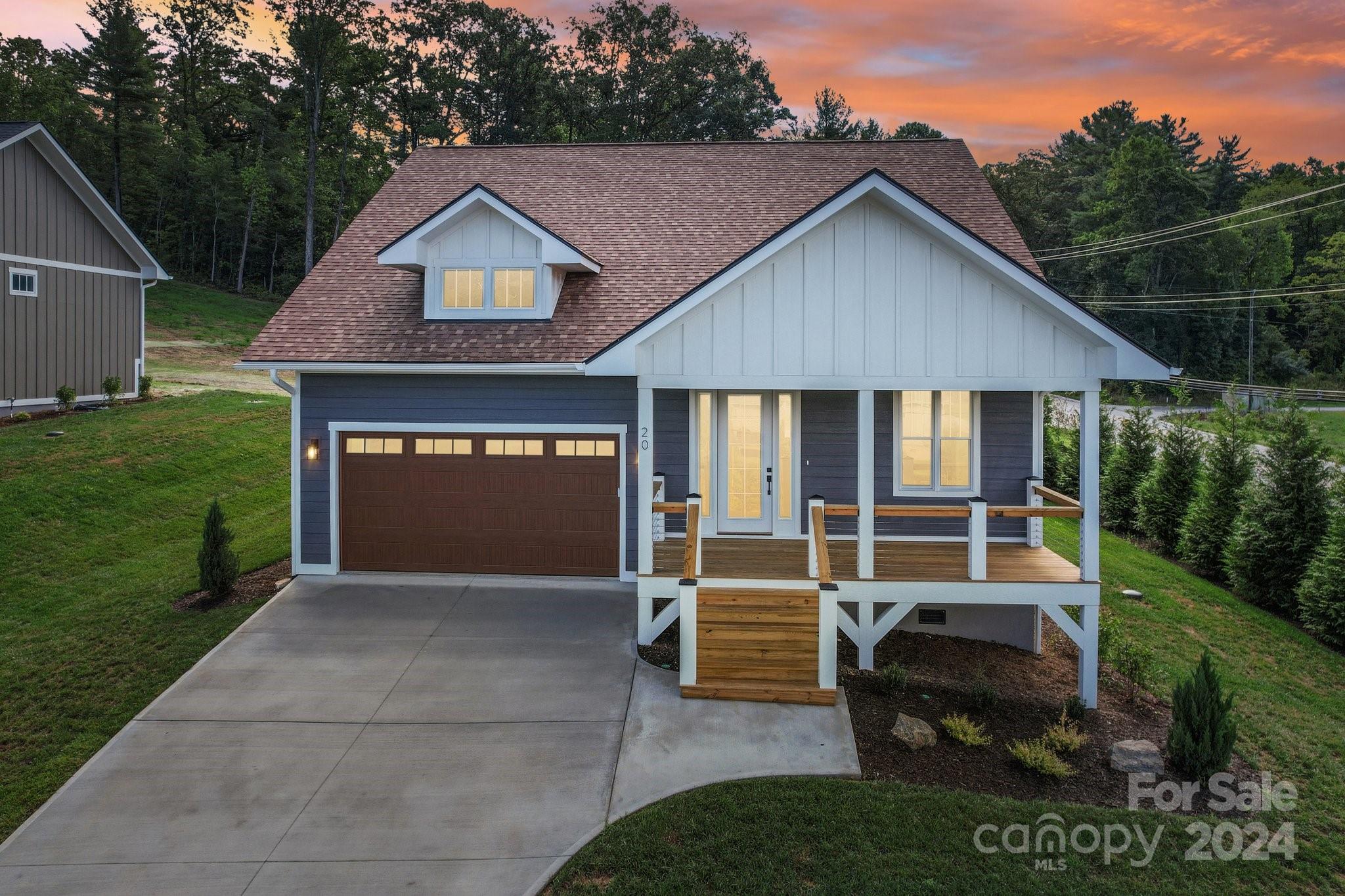 Maple Knoll Dr, Hendersonville, NC 28792