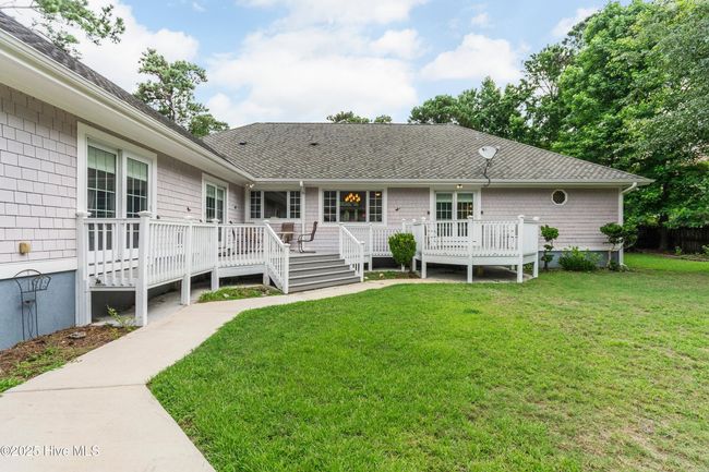 147 Pine Needle Dr, House other with 4 bedrooms, 4 bathrooms and 5 parking in Hampstead NC | Image 94