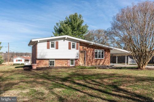 6210 Rolling View Dr, SYKESVILLE, MD, 21784-6527 | Card Image