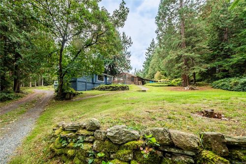 336 Hemlock Ave, Gabriola, BC, V0R1X1 | Card Image