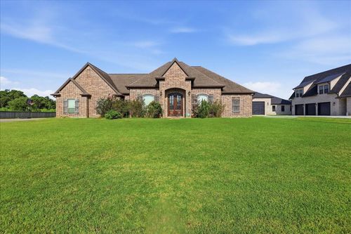160 Colonial Estates Dr, Bridge City, TX, 77611-2419 | Card Image