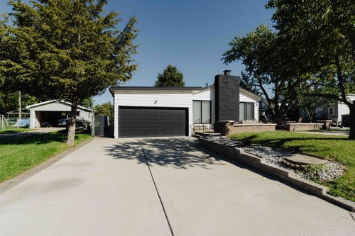 27044 W Sunset Ave, ANTIOCH, IL, 60002-9750 | Card Image
