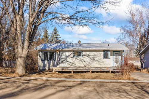 221 1 St N, Milo, AB, T0L | Card Image