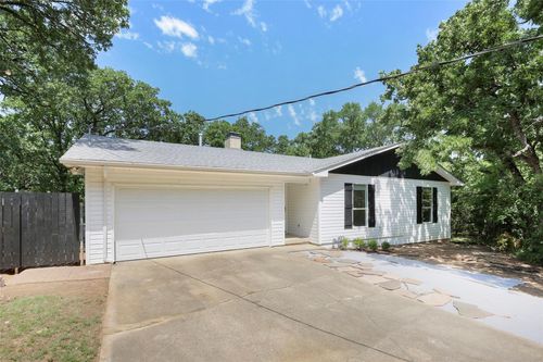 21 Horseshoe Dr, Highland Village, TX, 75077-6713 | Card Image