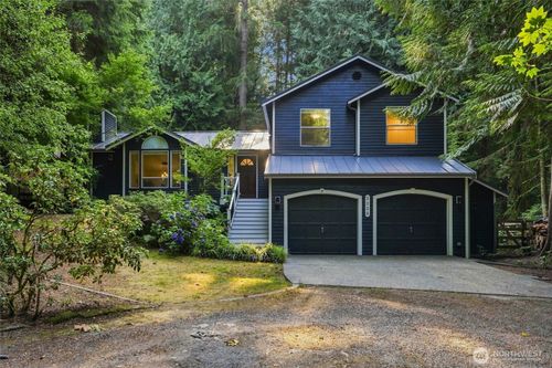 3020 E Ames Lake Dr Ne, Redmond, WA, 98053-9170 | Card Image