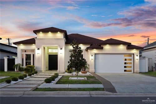 2812 Wisteria Ave, McAllen, TX, 78504-6703 | Card Image
