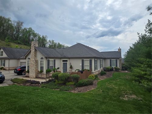 1608 Saint Andrews Dr, Washington, PA, 15301-2786 | Card Image