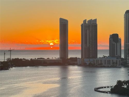 1816-3300 Ne 190th St, Aventura, FL, 33180 | Card Image