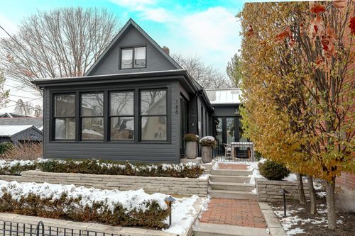 186 E Sycamore St, Columbus, OH, 43206-2152 | Card Image