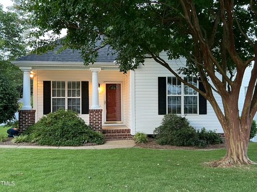 526 Cardena School Rd, Fuquay Varina, NC, 27526-6928 | Card Image