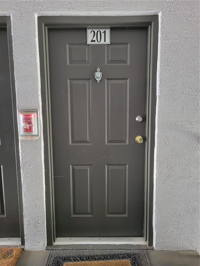 APT-201 - 5020 Sunridge Palms Dr, Condo with 2 bedrooms, 3 bathrooms and null parking in TAMPA FL | Image 6