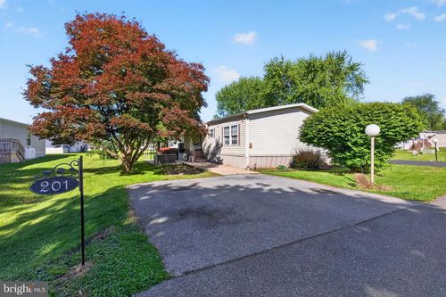 201 Northcrest Acres, LEBANON, PA, 17046-8310 | Card Image