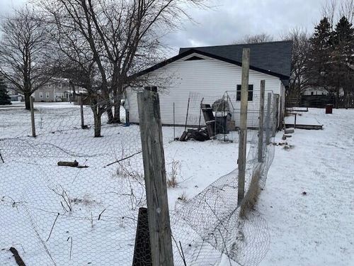 283 Main St, Eastlake, MI, 49626-9600 | Card Image