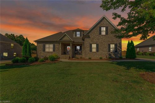 117 Essex Farm Rd, Advance, NC, 27006-7352 | Card Image