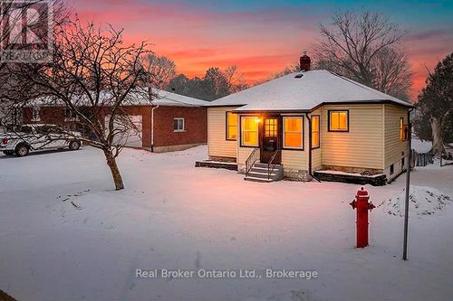 626 13th Avenue, Hanover, ON, N4N2X1 | Card Image