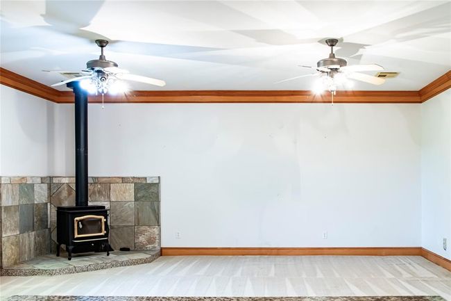 250 County Road 498, Home with 3 bedrooms, 2 bathrooms and 6 parking in Sweeny TX | Image 36