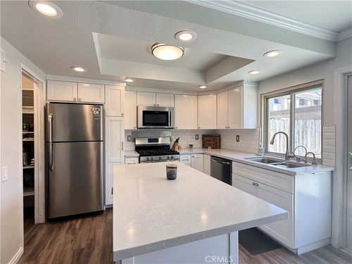 15-20120 Runnymede Street, Winnetka, CA, 91306 | Card Image