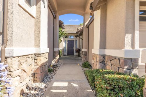 1616 Avondale Drive, Roseville, CA, 95747 | Card Image
