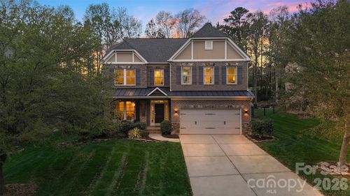 975 Rock Forest Way, Fort Mill, SC, 29707-4509 | Card Image
