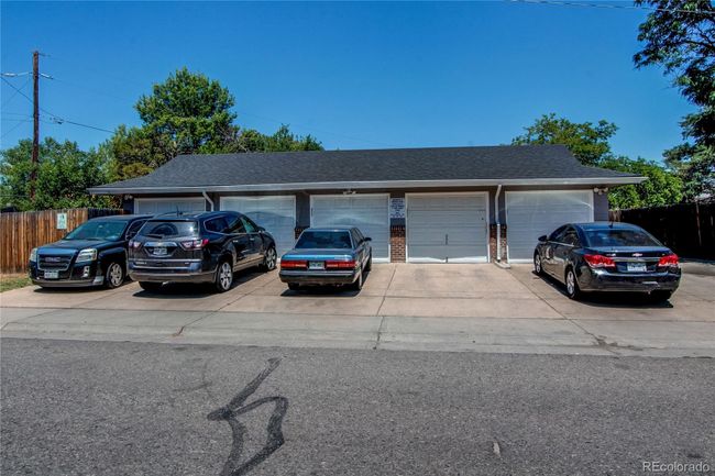 1 Lansing St, Home with 12 bedrooms, 8 bathrooms and 11 parking in Aurora CO | Image 30