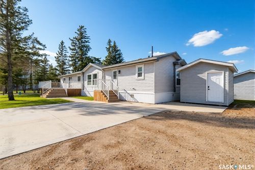 119 Railway Avenue, Kinistino, SK, S0J1H0 | Card Image