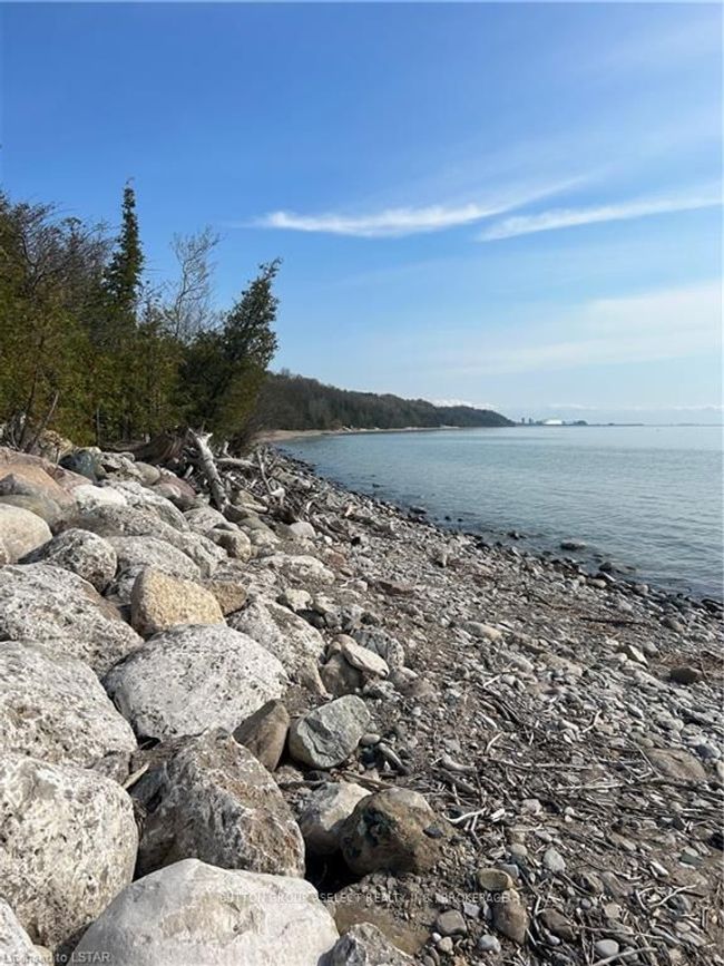 13 Sutton Dr, House other with 2 bedrooms, 0 bathrooms and 1 parking in Goderich ON | Image 22