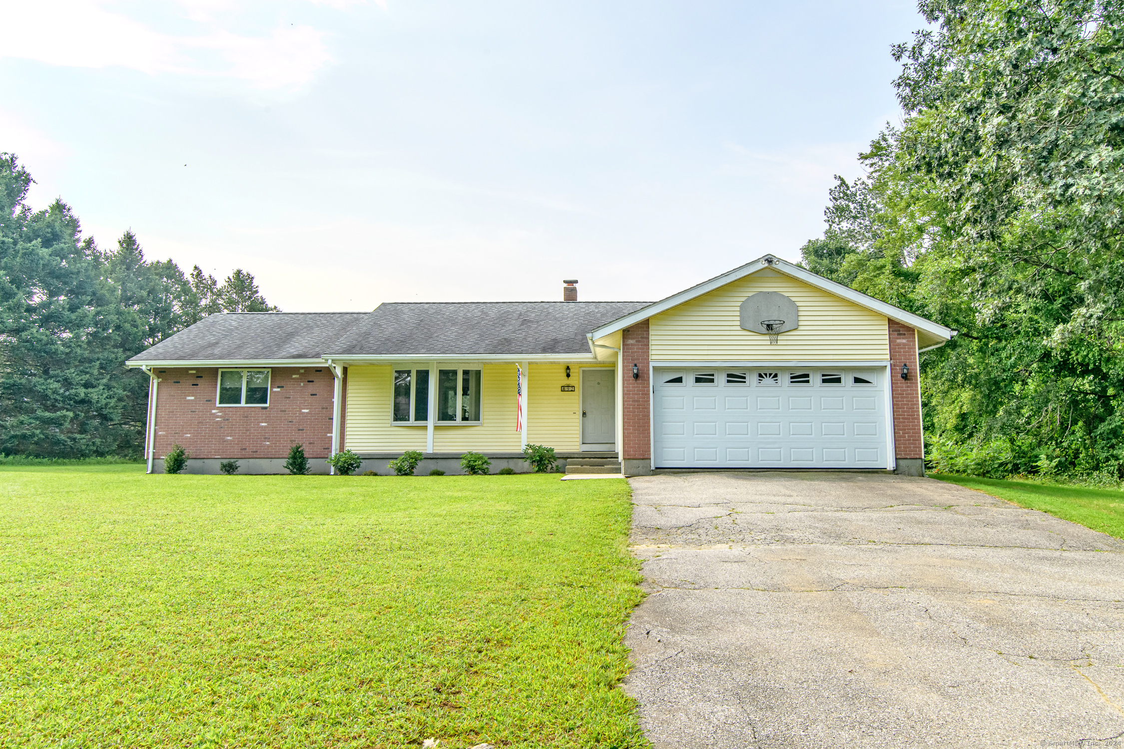 Raymond Schoolhouse Rd, Canterbury, CT 06331