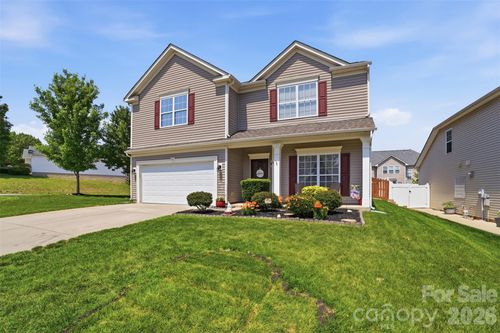 1464 Moss Creek Dr, Harrisburg, NC, 28075-8701 | Card Image