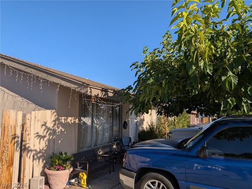 620 Garrison St, Las Vegas, NV, 89107-1710 | Card Image