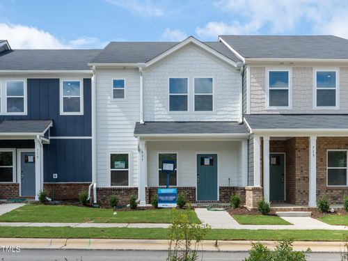 717 Chandler Stone Dr, Zebulon, NC, 27597 | Card Image