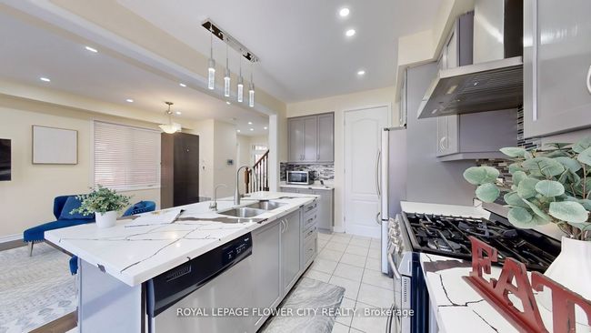3 Fenchurch Dr, House other with 6 bedrooms, 4 bathrooms and 2 parking in Brampton ON | Image 11