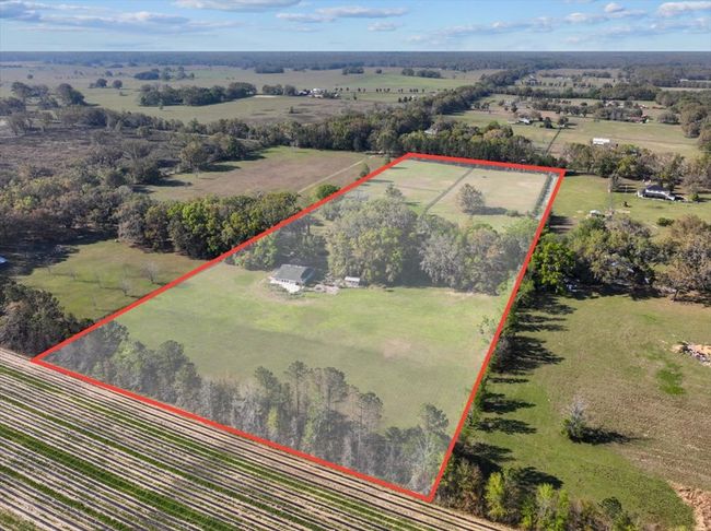 21955 Nw 154 Th Pl, House other with 3 bedrooms, 2 bathrooms and null parking in HIGH SPRINGS FL | Image 5