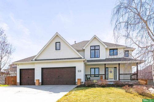 16043 Spaulding Circle, Omaha, NE, 68116 | Card Image