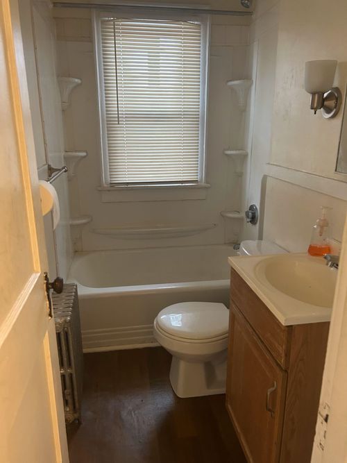 apt-9-174 Concord St, Manchester, NH, 03104-4866 | Card Image