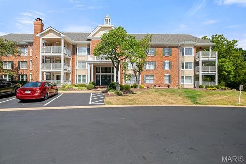 apt-202-208 Ambridge Ct, Chesterfield, MO, 63017-9510 | Card Image
