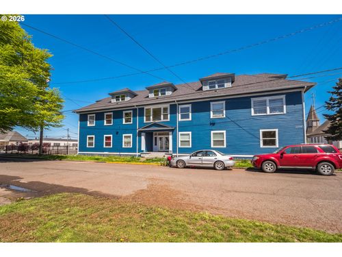 2214 5th St, Tillamook, OR, 97141-2436 | Card Image