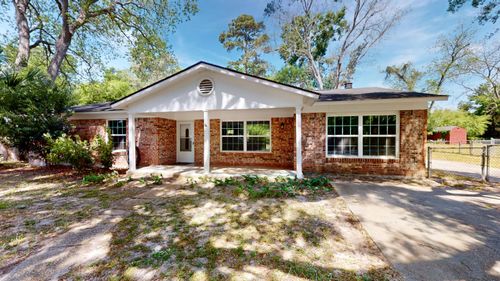 4027 Shell Point Rd, Beaufort, SC, 29906-6844 | Card Image