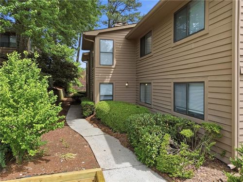 1701 Parkaire Xing, Marietta, GA, 30068 | Card Image