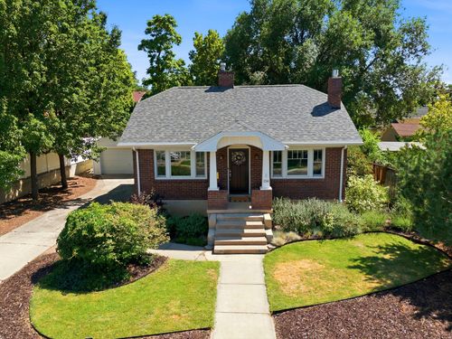 134 E 100 S, Bountiful, UT, 84010-4824 | Card Image