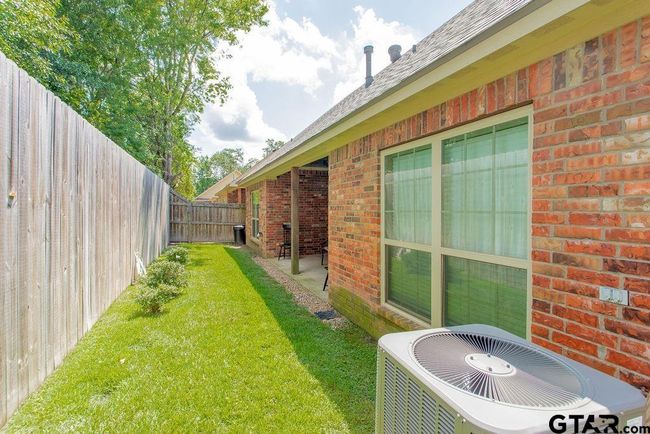 1216 Cobblestone Ct, House other with 3 bedrooms, 2 bathrooms and null parking in Carthage TX | Image 30