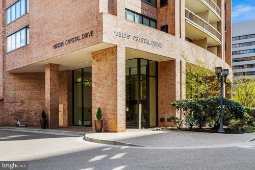 1010s-1805 Crystal Dr, ARLINGTON, VA, 22202-4407 | Card Image
