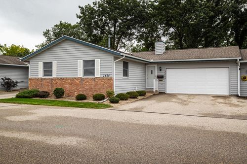 10-3464 Woodbridge Court, La Crosse, WI, 54601 | Card Image