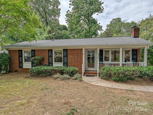 900 Camborne Pl, Charlotte, NC, 28210-3746 | Card Image
