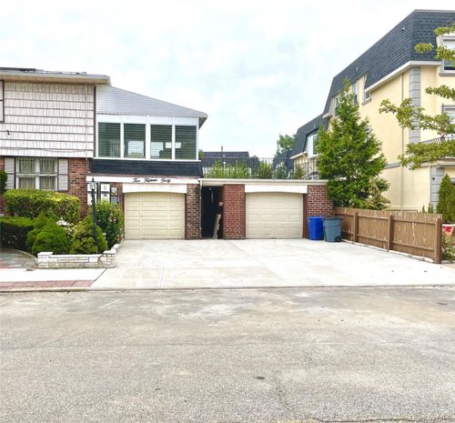 21540 23rd Ave, Bayside, NY, 11360-2234 | Card Image