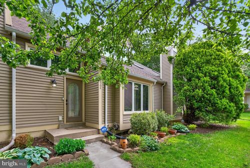 12564 Garland Tree Ct, FAIRFAX, VA, 22033-2451 | Card Image
