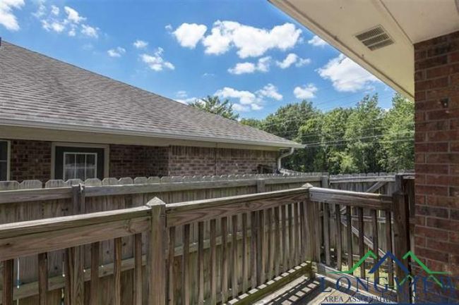 816 Toler Rd, Townhouse with 3 bedrooms, 2 bathrooms and null parking in Longview TX | Image 18