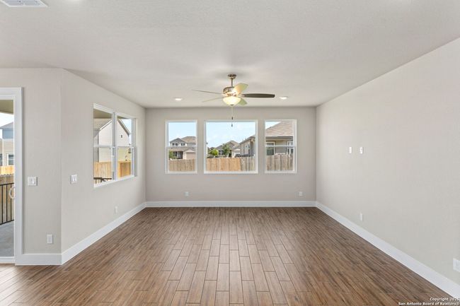 7317 Walkers Loop, House other with 4 bedrooms, 3 bathrooms and null parking in Live Oak TX | Image 10