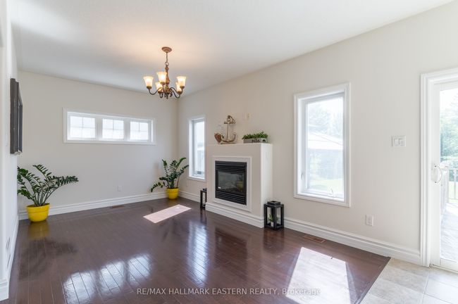 553 Carriage Lane, House other with 4 bedrooms, 3 bathrooms and 2 parking in Peterborough ON | Image 6